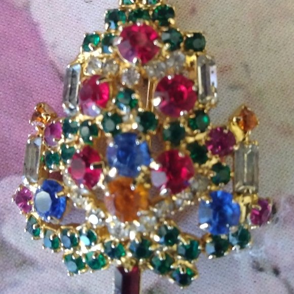 s-l400.jpg ❤️Amazing!  Signed WARNER Rhinestone Jeweled Christmas Tree Brooch